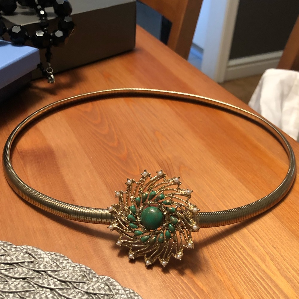 Anthroplogie stretchy metallic belt